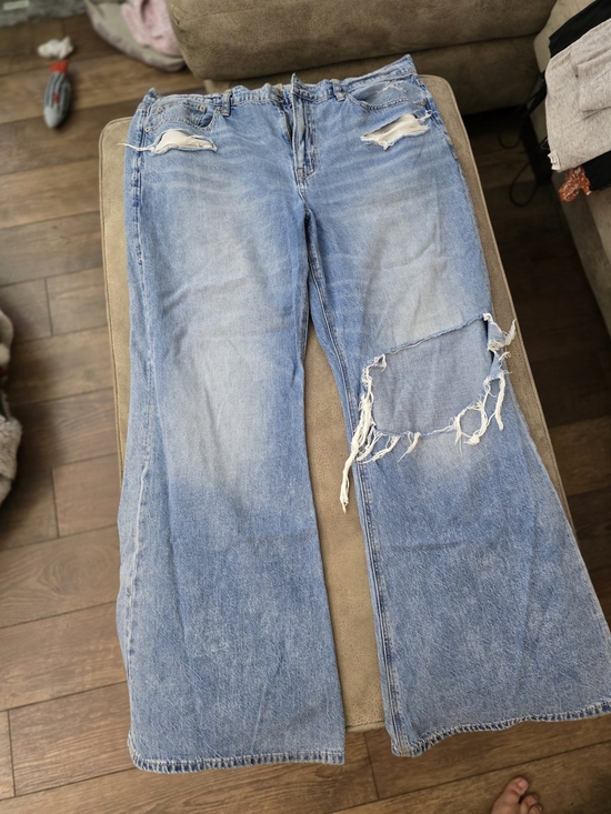 American Eagle Outfitters Denim - American Eagle Outfitters Light Blue Distressed Wide-Leg Jeans